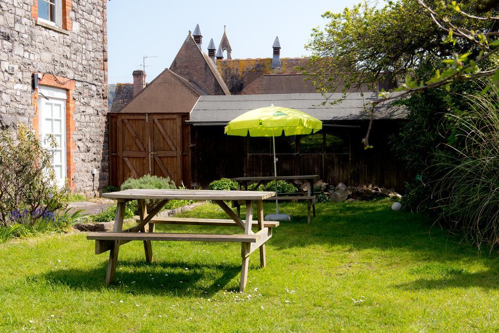 Yha Cheddar Hostel Екстериор снимка